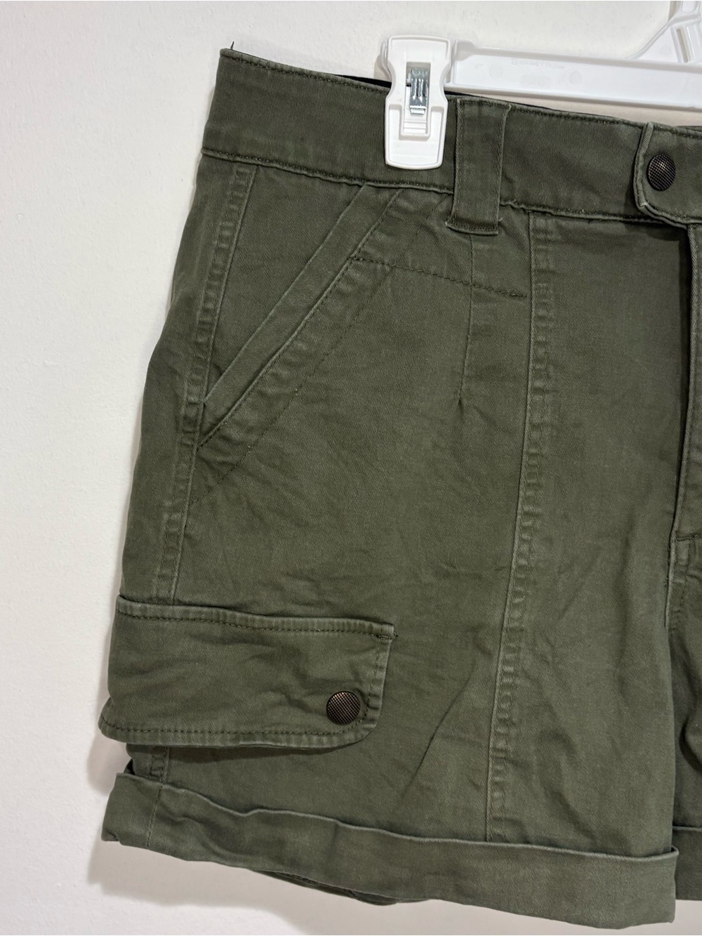 Democracy Olive Cargo Pocket Short Size - Picture 3 of 11